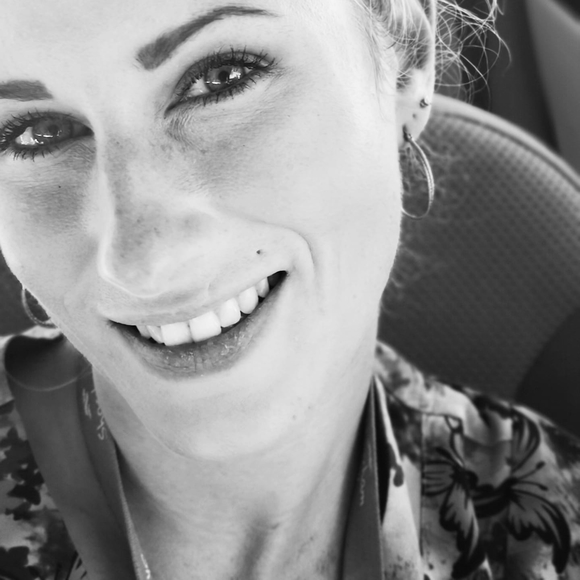 Meet your Posher, Katelyn - Picture 1 of 1